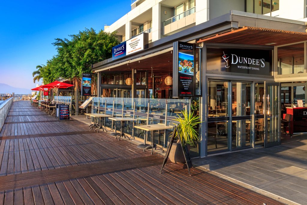 Dundee's Restaurant external