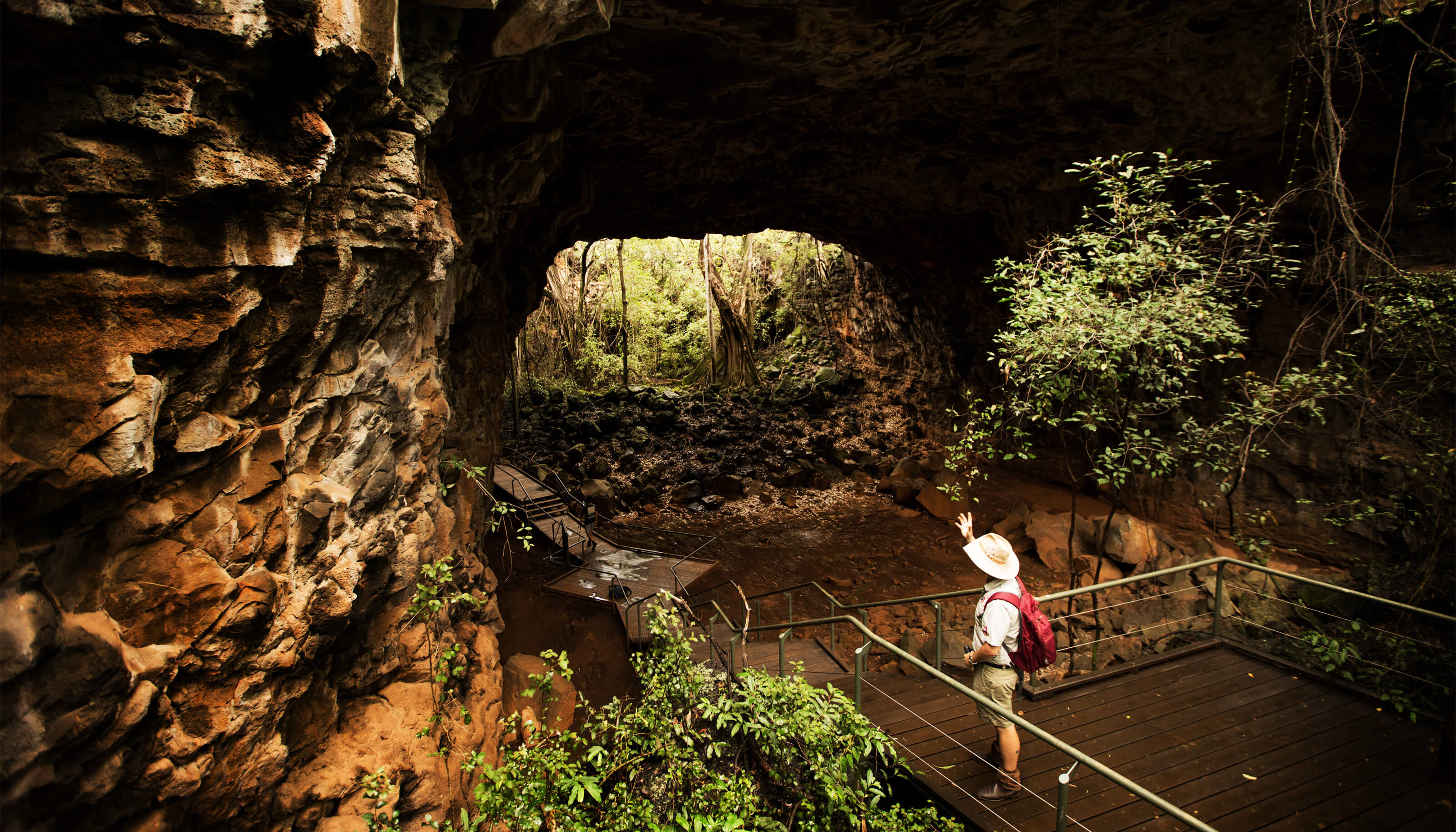 guided tour of the lava tubes at undara experience