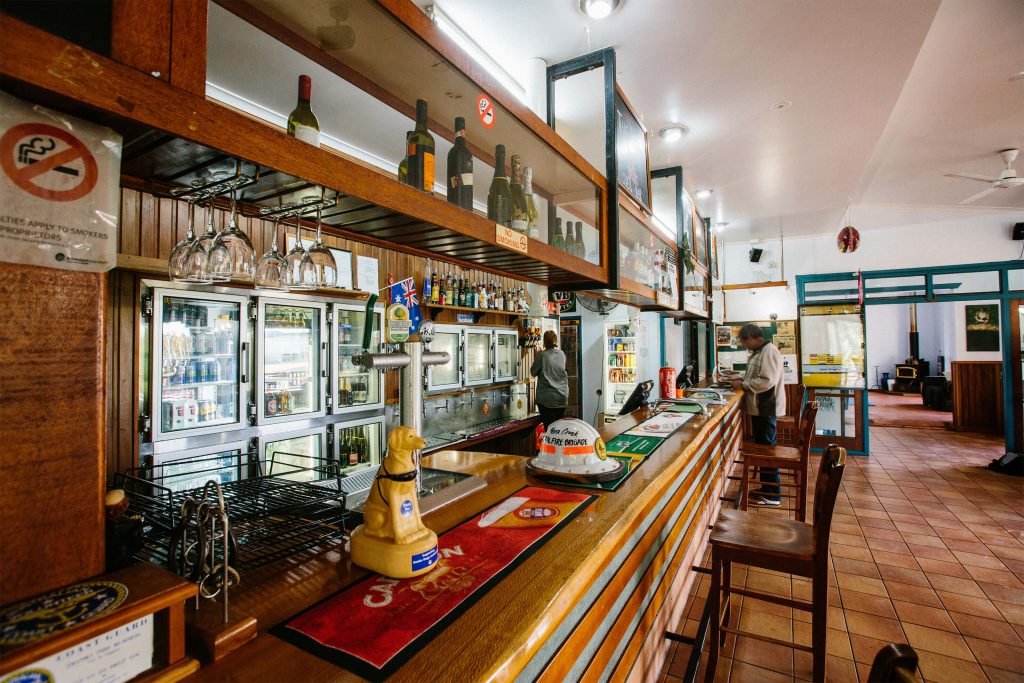 inside the mena creek pub