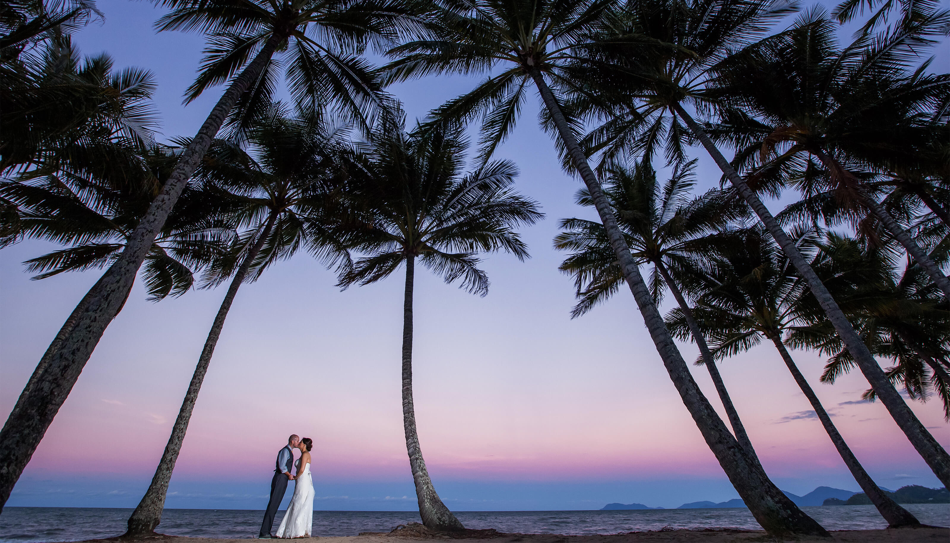wedding on kewarra beach
